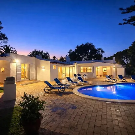 Villa Morocco With Heated Private Pool For 12 Guests In Albufeira
